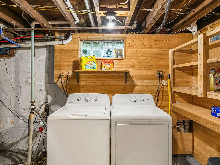 248 Murray St — Photo 12