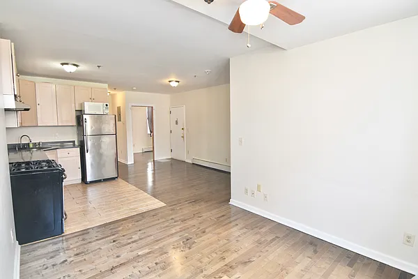 Rented by Bohemia Realty Group | media 13