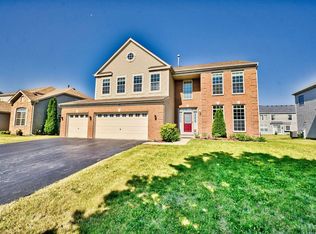 447 Cardinal Ln, Bolingbrook, IL 60490