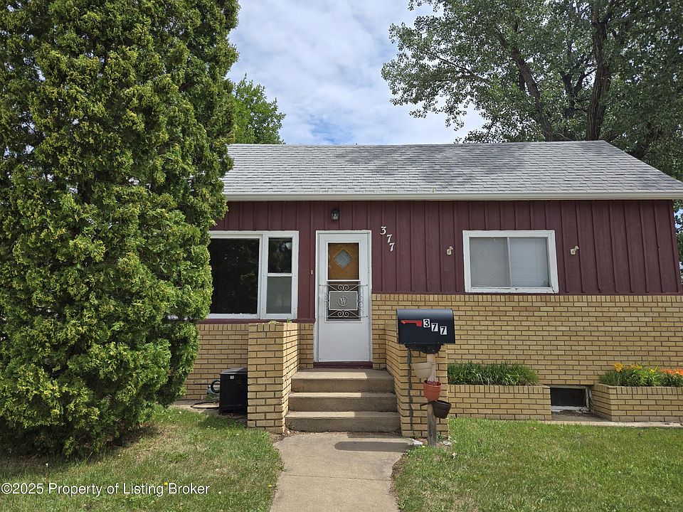 1st image of 377 1st Ave SW