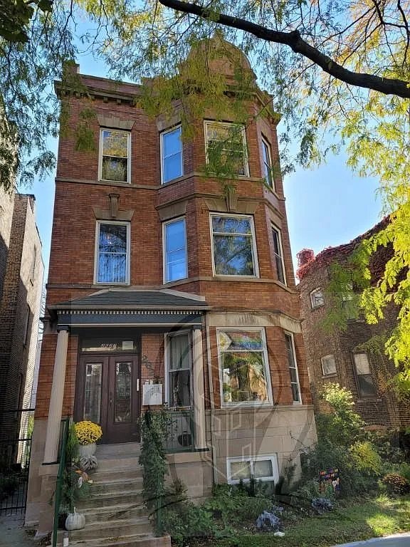 3 bed, 1.0 bath, $3,000 — Photo 1