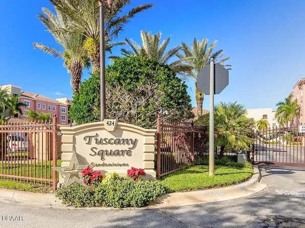 424 Luna Bella Ln APT 220, New Smyrna Beach, FL 32168