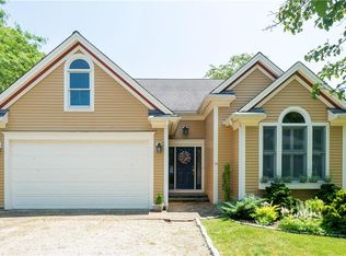 13 Shields St, Newport, RI 02840