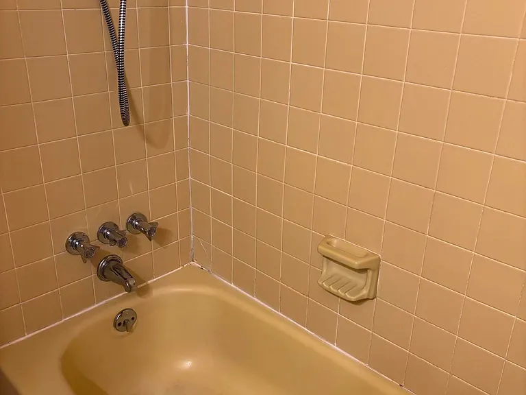 4908 Fairwood Dr — Photo 29