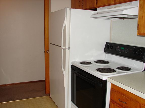 3rd image of 1600 Ash St