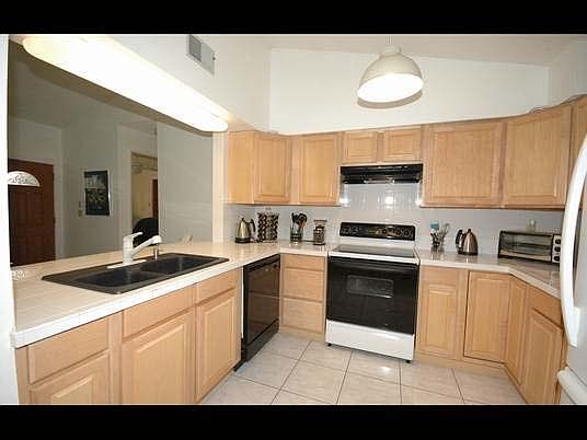 1st image of 1313 Columbia Ave