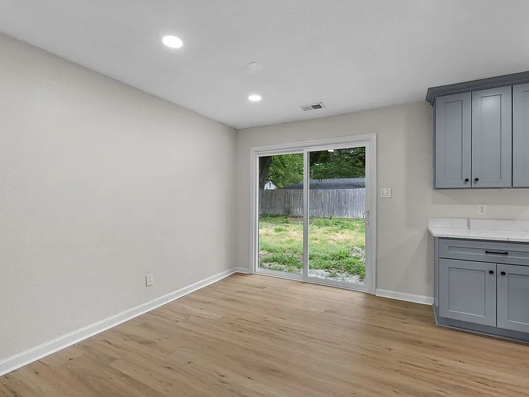 412 Lineberry Rd — Photo 11