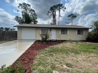 203 Felix Ave N, Lehigh Acres, FL 33971