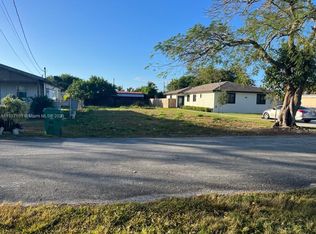 12120 SW 219th St, Miami, FL 33170