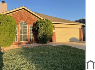 8544 Rainy Lake Dr, Fort Worth, TX 76244