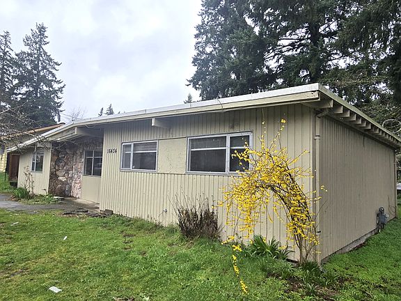 2nd image of 16434 NE 15th St