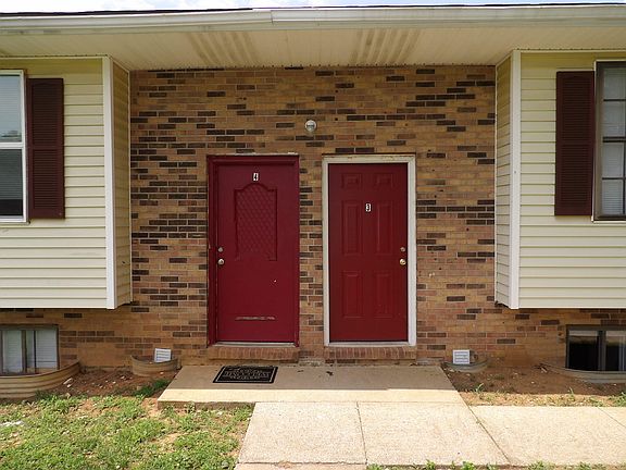 3rd image of 217 Landings Dr APT 3