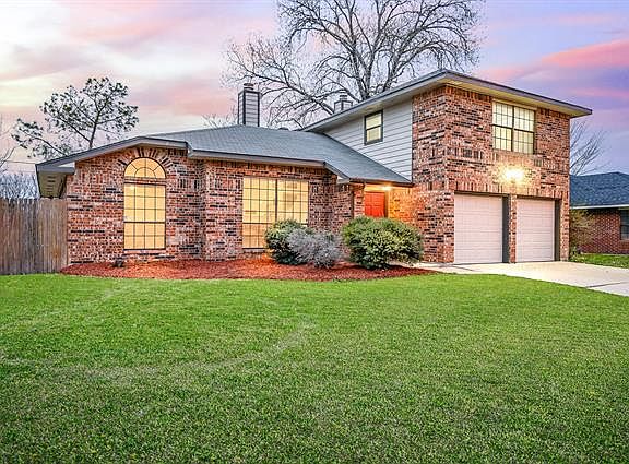 2nd image of 6510 Devine Dr