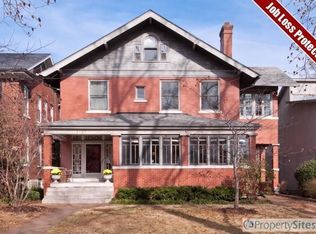 7187 Washington Ave, Saint Louis, MO