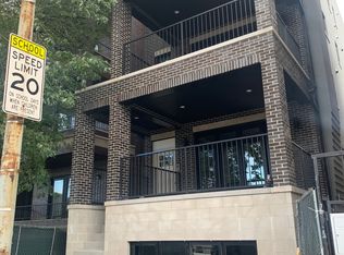 1443 W Augusta Blvd #3, Chicago, IL 60642