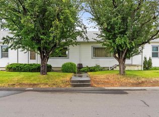 324 Delafield Ave, Richland, WA 99352
