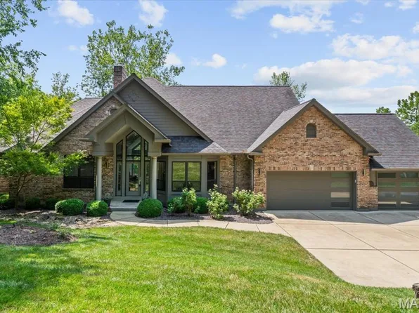 18615 Charlevoix Ln, Chesterfield, MO 63005