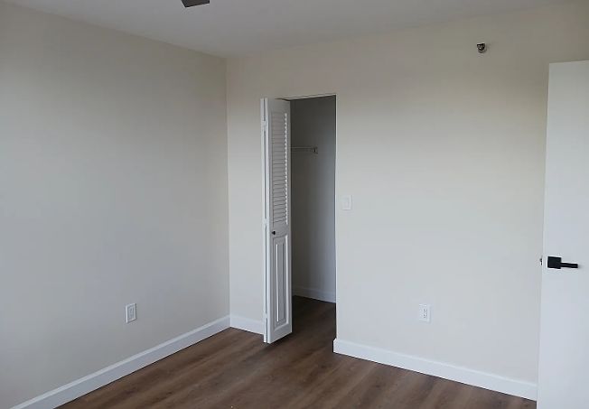 1st image of 656 NE 1st St #3
