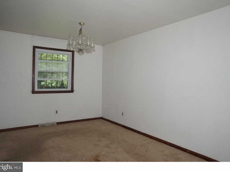 1st image of 7322 Remington Ave