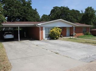 3007 Lipsey St, Decatur, TX 76234