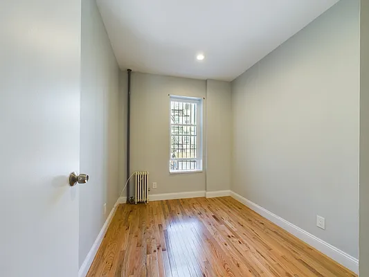 Rented by Keller Williams NYC | media 14