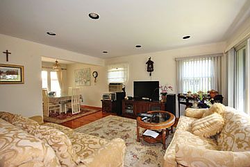 2nd image of 62 Morris Dr