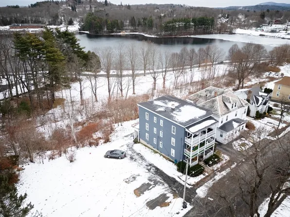 49 Abbott St, Gardner, MA 01440