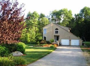 34 Lancaster Crossing Rd, Salem, NH 03079