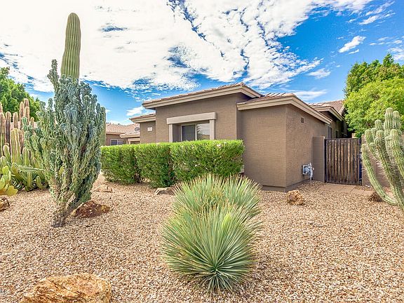 2nd image of 1723 W Hopi Dr