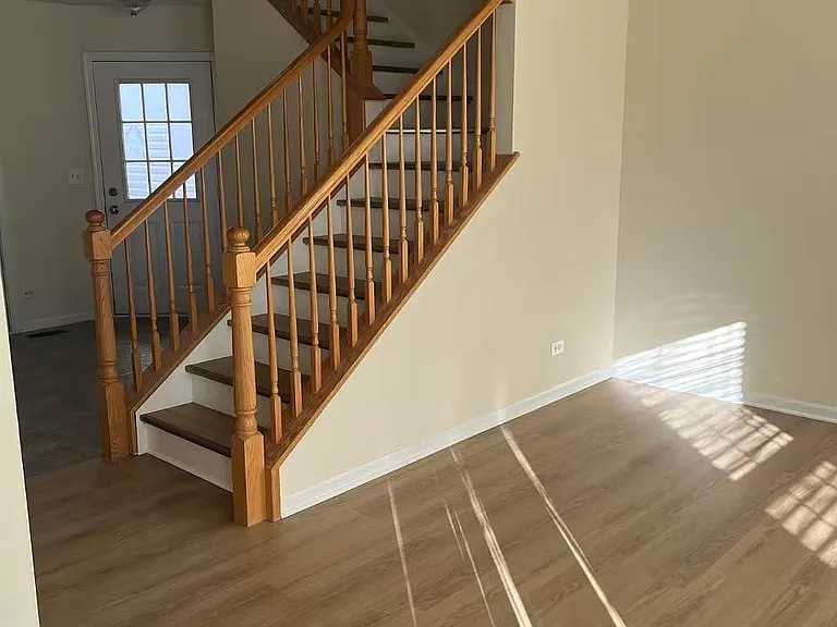 2441 Stoughton Cir — Photo 7