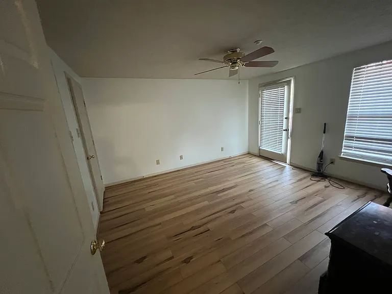 28 Inverness Cir — Photo 5
