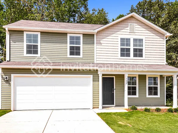 702 Fleer Rd, Thomasville, NC 27360