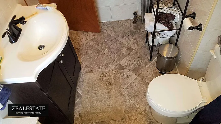 Rented by ZealEstate Group Inc | media 46