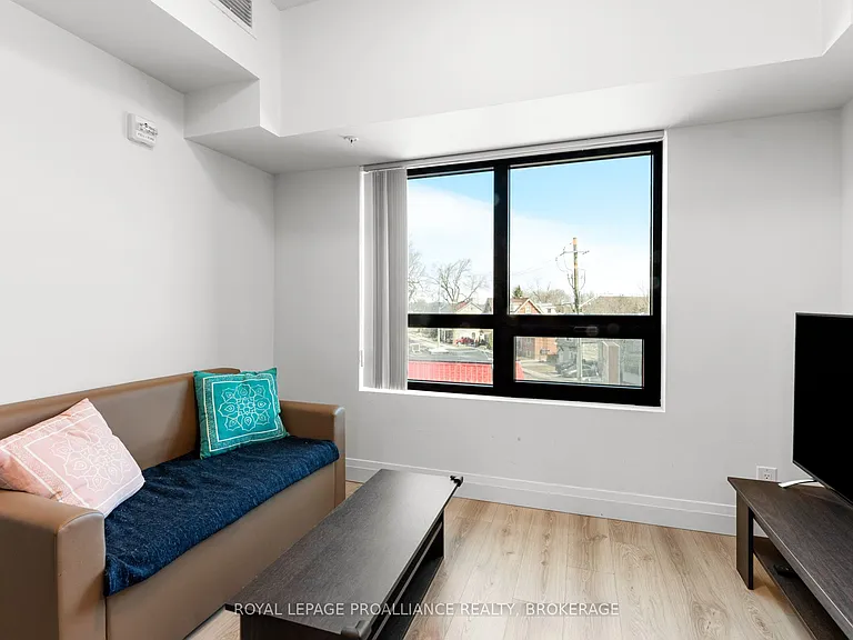 652 Princess St #315 — Photo 15