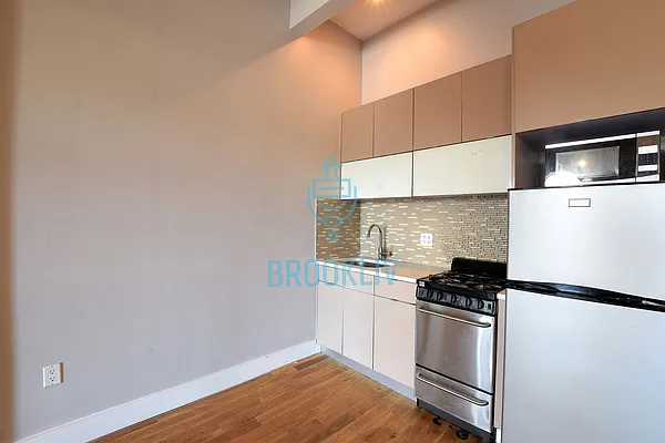 Rented by null | media 113