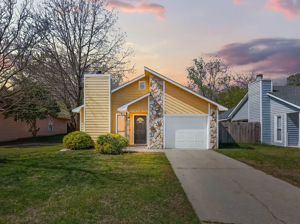 516 Auburndale Ln, Fayetteville, NC 28314