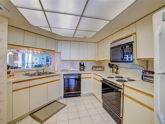 2nd image of 8880 S Ocean Dr APT 1307