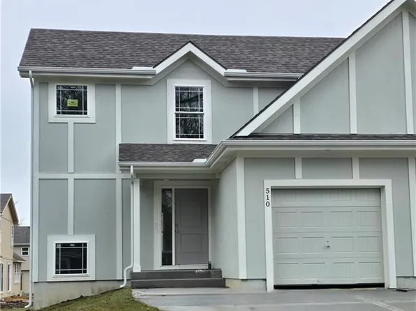 510 W Lawrence St, Spring Hill, KS 66083