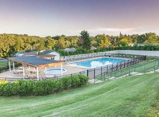 154 Greenbriar Cir, Lancaster, PA