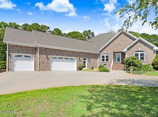 111 Brisbayne Cir, La Grange, NC 28551