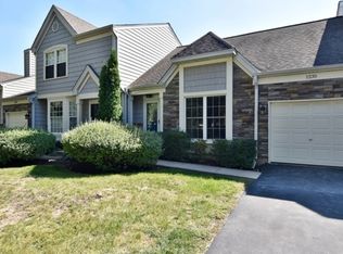 1235 Seabury Cir, Carol Stream, IL 60188