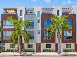 122 8th St N, Saint Petersburg, FL 33701