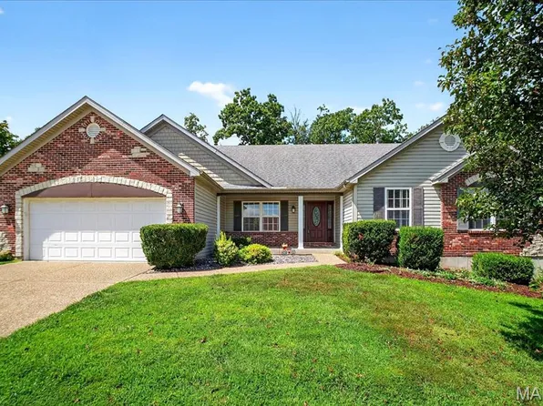 307 Cimarron Valley Trl, Wentzville, MO 63385