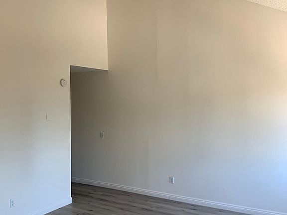 5th image of 2505 4th St #216