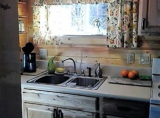 56 Chateau Ln, Maggie Valley, NC 28751