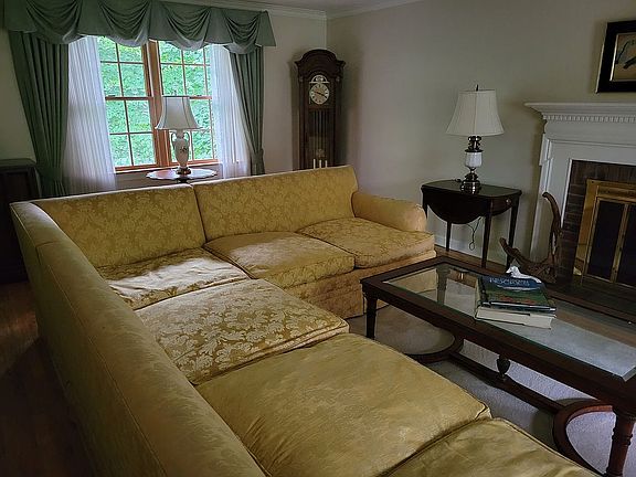 4th image of 103 Woodshire Dr