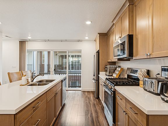 4th image of 12976 S Devils Garden Ct