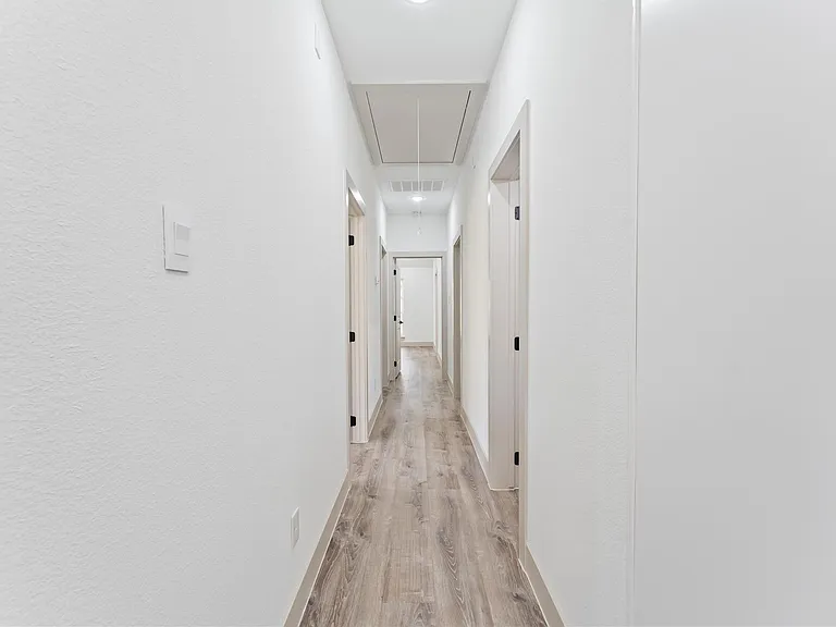 9001 Nyssa St #B — Photo 13