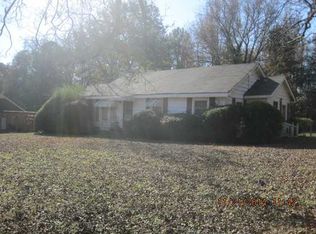 5755 Redan Rd, Stone Mountain, GA 30088