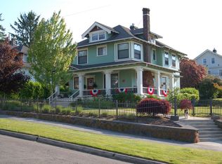 1031 14th St, Astoria, OR 97103